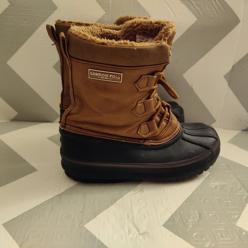 London Fog Duck Boots | Size 1 Kids